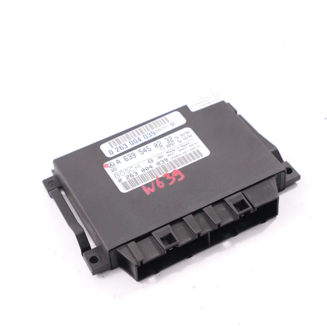 PDC Parking Distance Control Unit Module ECU to Mercedes Vito W639 with Part number A6395450232 Mercedes Vito W639 PDC Parking Distance Control Unit Module ECU - SKU A6395450232 - Part number A6395450232