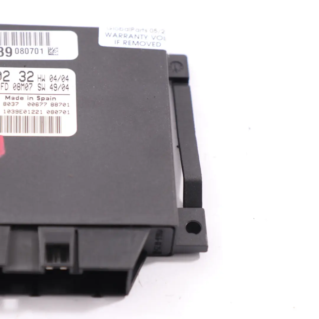 PDC Module l'unité contrôle distance stationnement ECU pour Mercedes W639 à propos du numéro de pièce A6395450232 Mercedes W639 PDC Module l'unité contrôle distance stationnement ECU - SKU A6395450232 - Numéro de pièce A6395450232