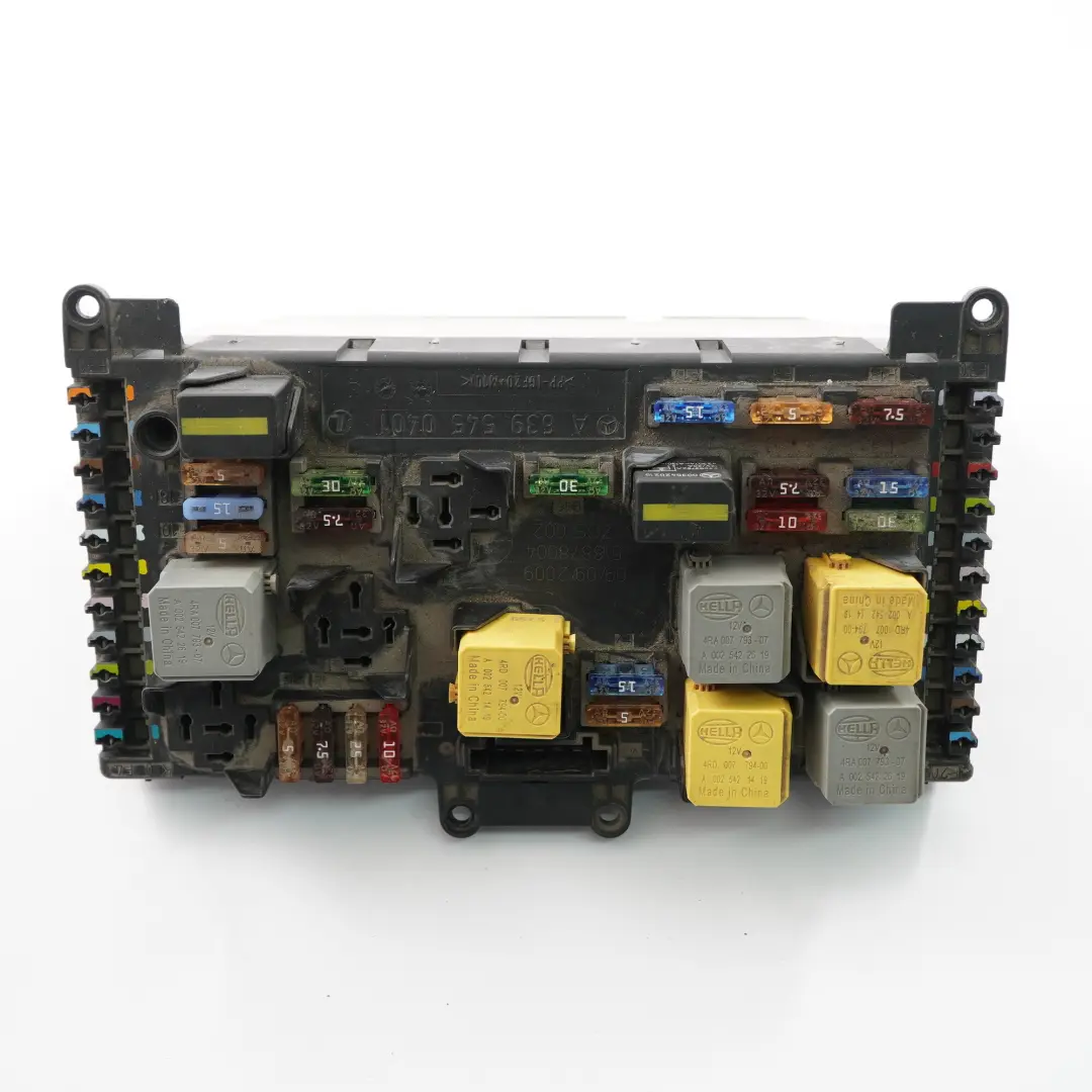 Boîte fusibles Relais Unité Module électrique SAM pour Mercedes W639 à propos du numéro de pièce A6395450301 Mercedes W639 Boîte fusibles Relais Unité Module électrique SAM - SKU A6395450301-2 - Numéro de pièce A6395450301