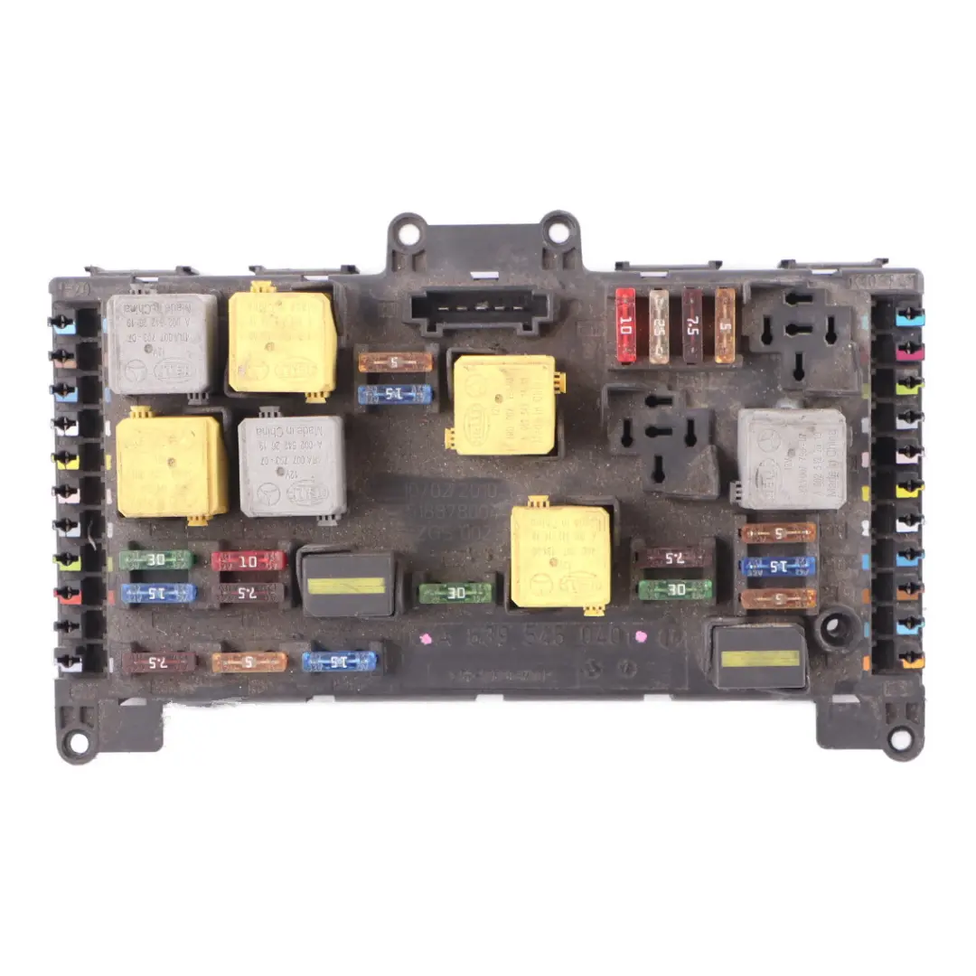 Fuse Box Relay Control Unit to Mercedes Vito W639 with Part number A6395450401 Mercedes Vito W639 Fuse Box Relay Control Unit - SKU A6395450401 - Part number A6395450401