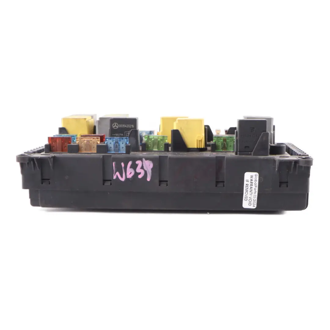 Fuse Box Relay Control Unit to Mercedes Vito W639 with Part number A6395450401 Mercedes Vito W639 Fuse Box Relay Control Unit - SKU A6395450401 - Part number A6395450401