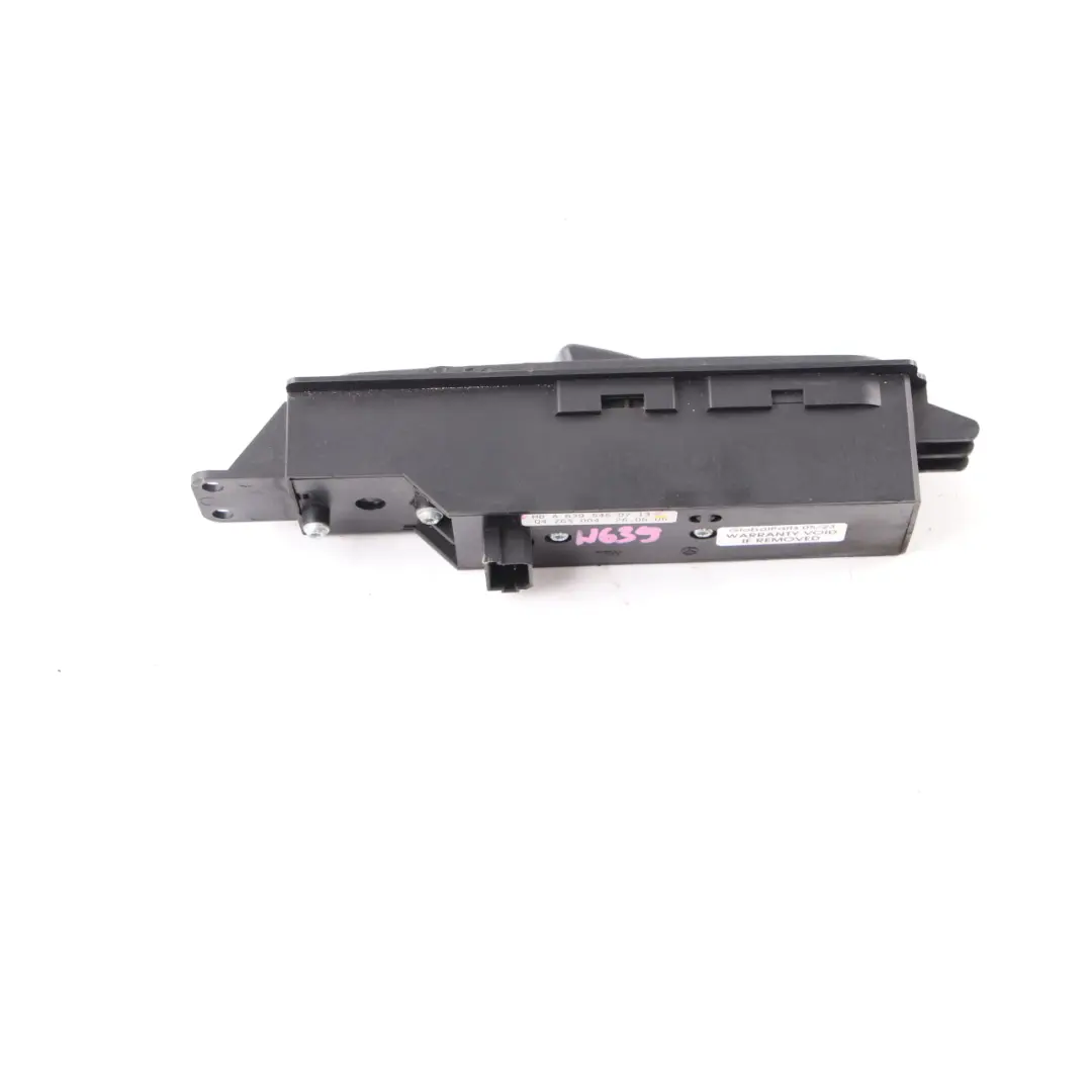Ventana Interruptor Regulador Panel Control Eléctrico para Mercedes Vito W639 con número de pieza A6395450713 Mercedes Vito W639 Ventana Interruptor Regulador Panel Control Eléctrico - SKU A6395450713 - Número de pieza A6395450713