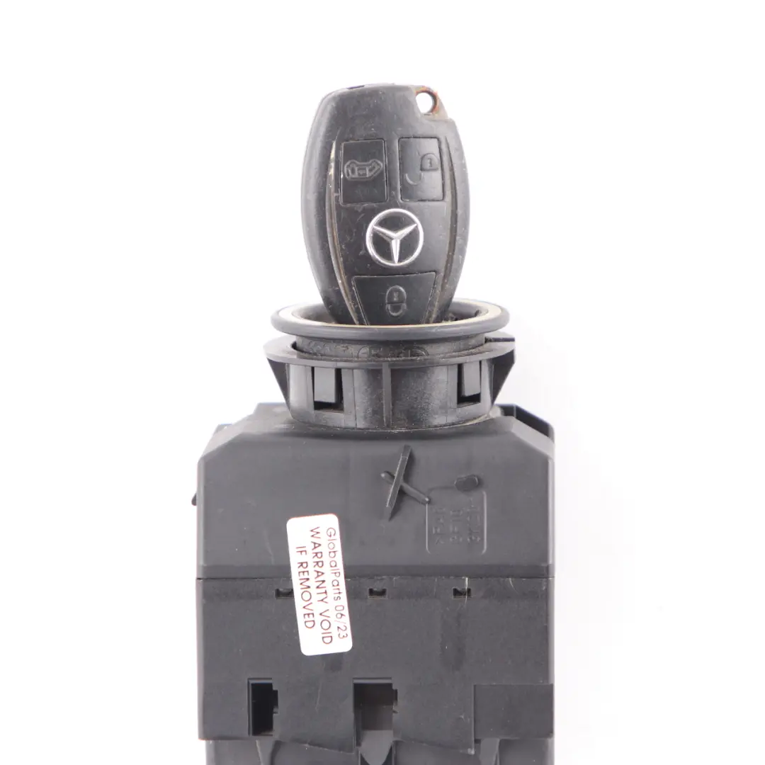 Mercedes Vito W639 Commutateur d'allumage serrure barillet avec clé - SKU A6395450908-1 - Numéro de pièce A6395450908
