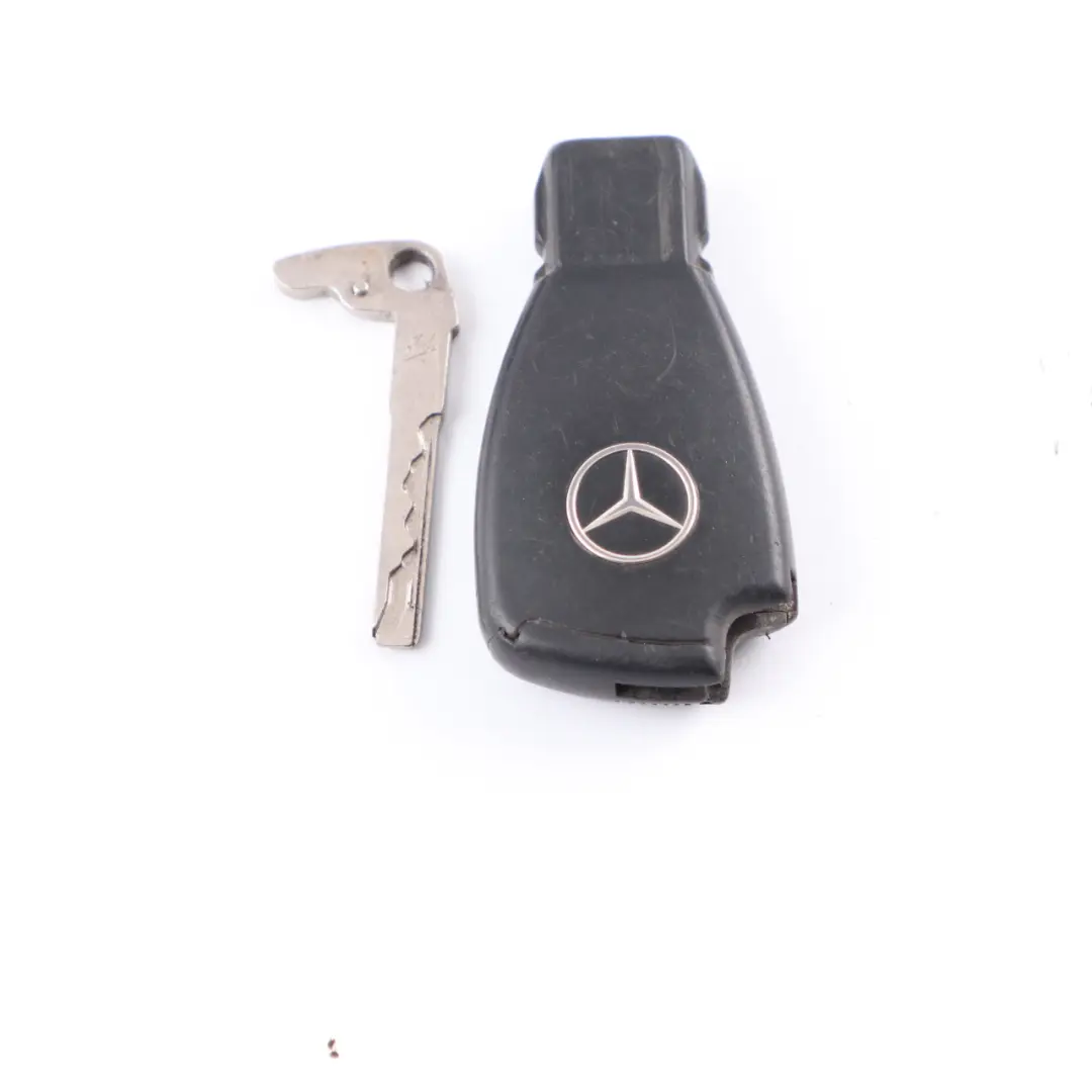 Commutateur d'allumage serrure barillet avec clé pour Mercedes Vito W639 à propos du numéro de pièce A6395450908 Mercedes Vito W639 Commutateur d'allumage serrure barillet avec clé - SKU A6395450908-1 - Numéro de pièce A6395450908