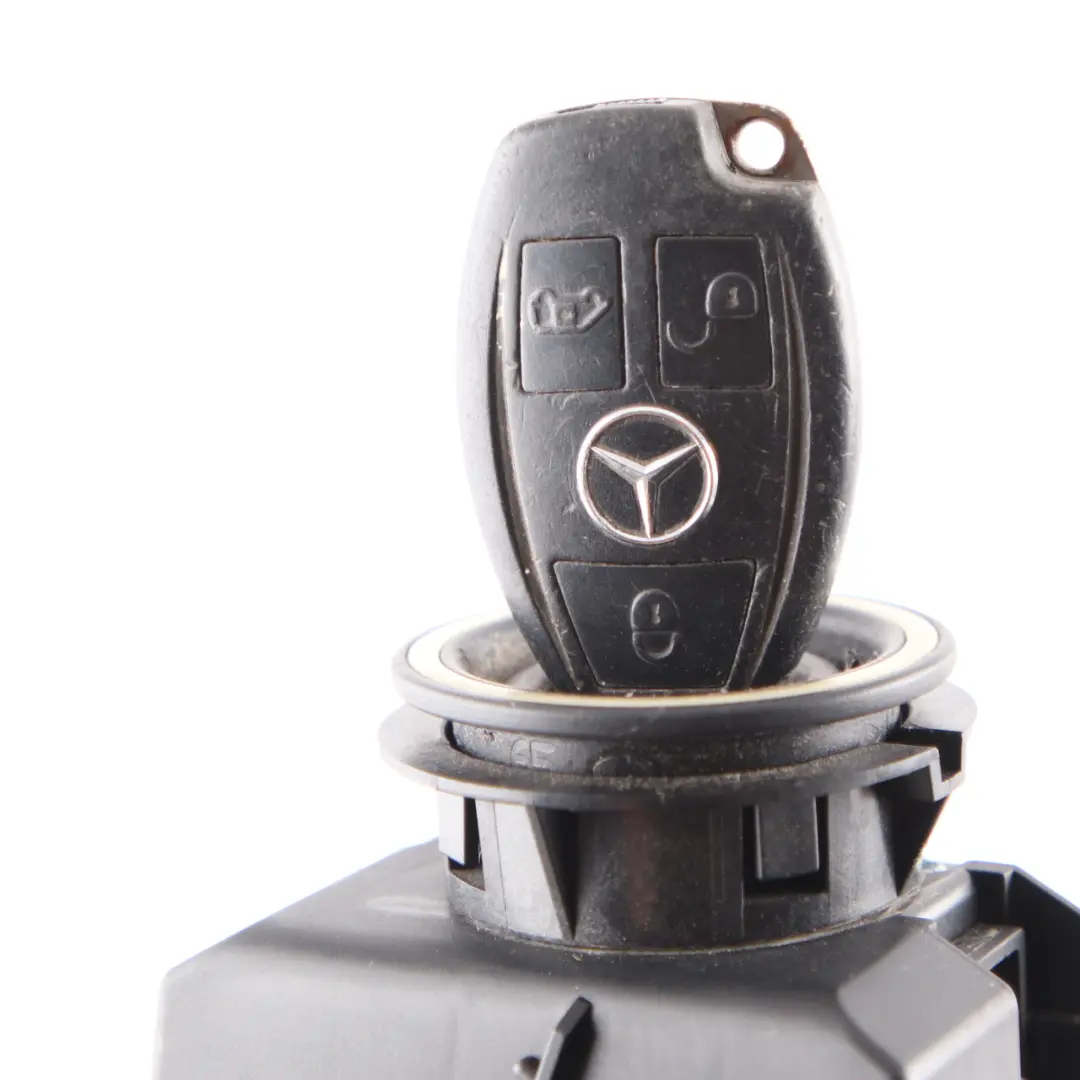 Ignition Switch Barrel Lock Control Unit With Key to Mercedes Vito W639 with Part number A6395450908 Mercedes Vito W639 Ignition Switch Barrel Lock Control Unit With Key - SKU A6395450908 - Part number A6395450908