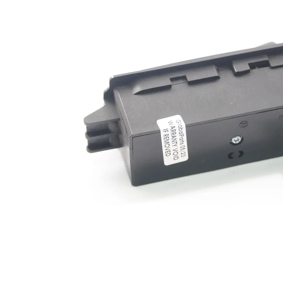 Mercedes W639 Alzacristalli Interruttore elettrico Pulsante Unità - SKU A6395450913 - Numero di parte A6395450913