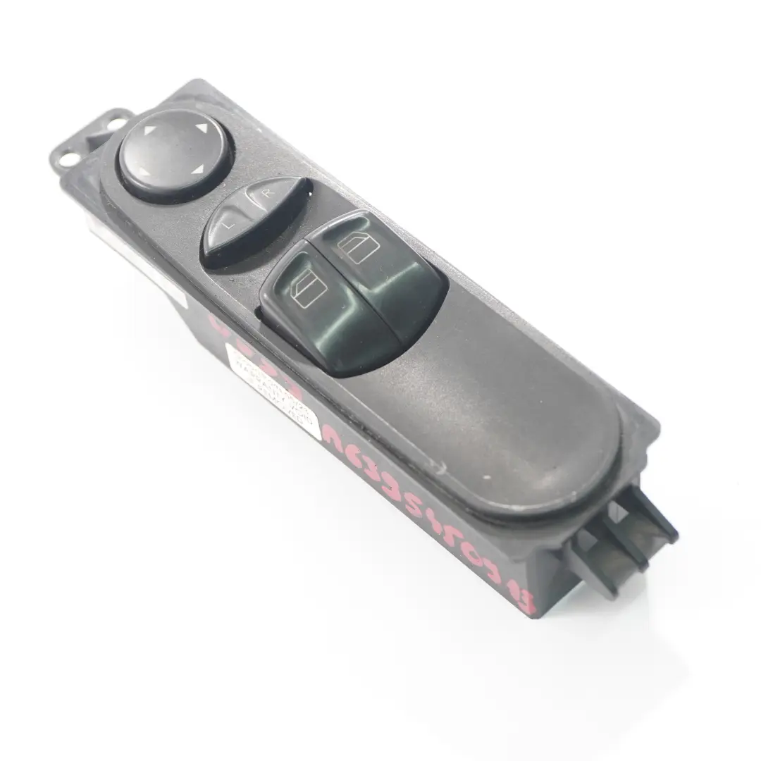 Mercedes W639 Lève-vitre interrupteur électrique bouton commande - SKU A6395450913 - Numéro de pièce A6395450913