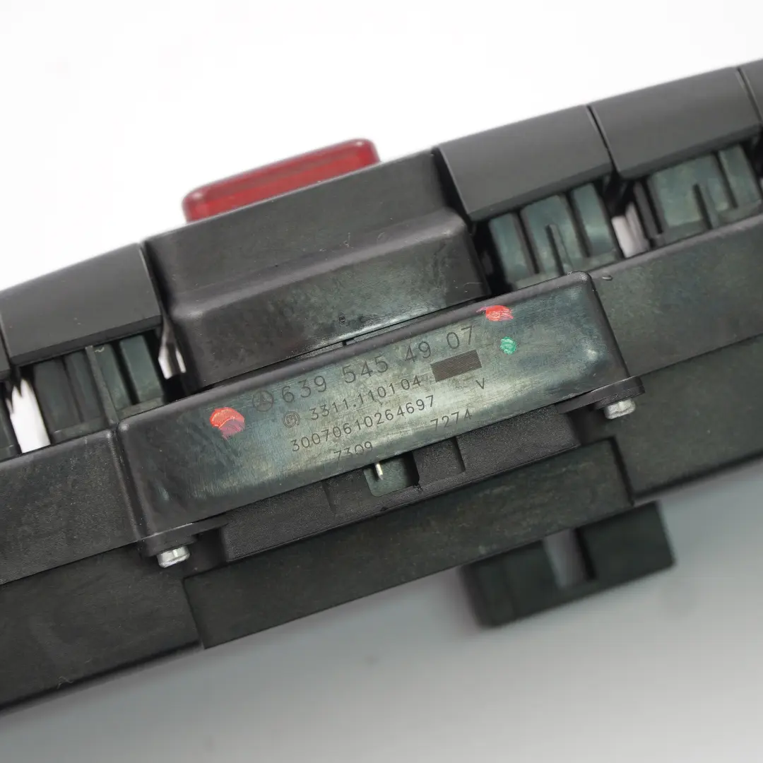 Panel de control del salpicadero Interruptor ASR PDC para Mercedes W639 Vito con número de pieza A6395454907 Mercedes W639 Vito Panel de control del salpicadero Interruptor ASR PDC - SKU A6395454907 - Número de pieza A6395454907