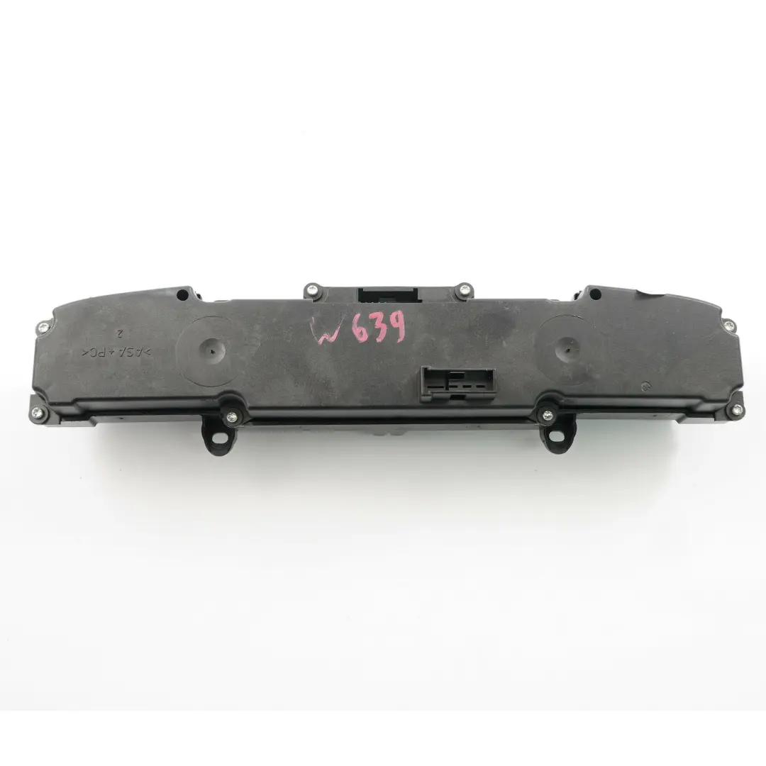 Mercedes W639 Vito Panel de control del salpicadero Interruptor ASR PDC - SKU A6395454907 - Número de pieza A6395454907