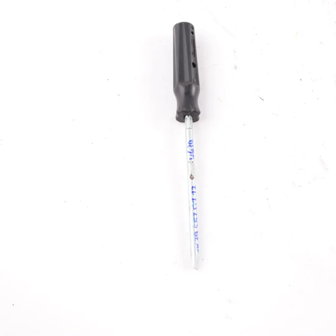 Mercedes W639 W447 Strumento cacciavite - SKU A6395810117 - Numero di parte A6395810117