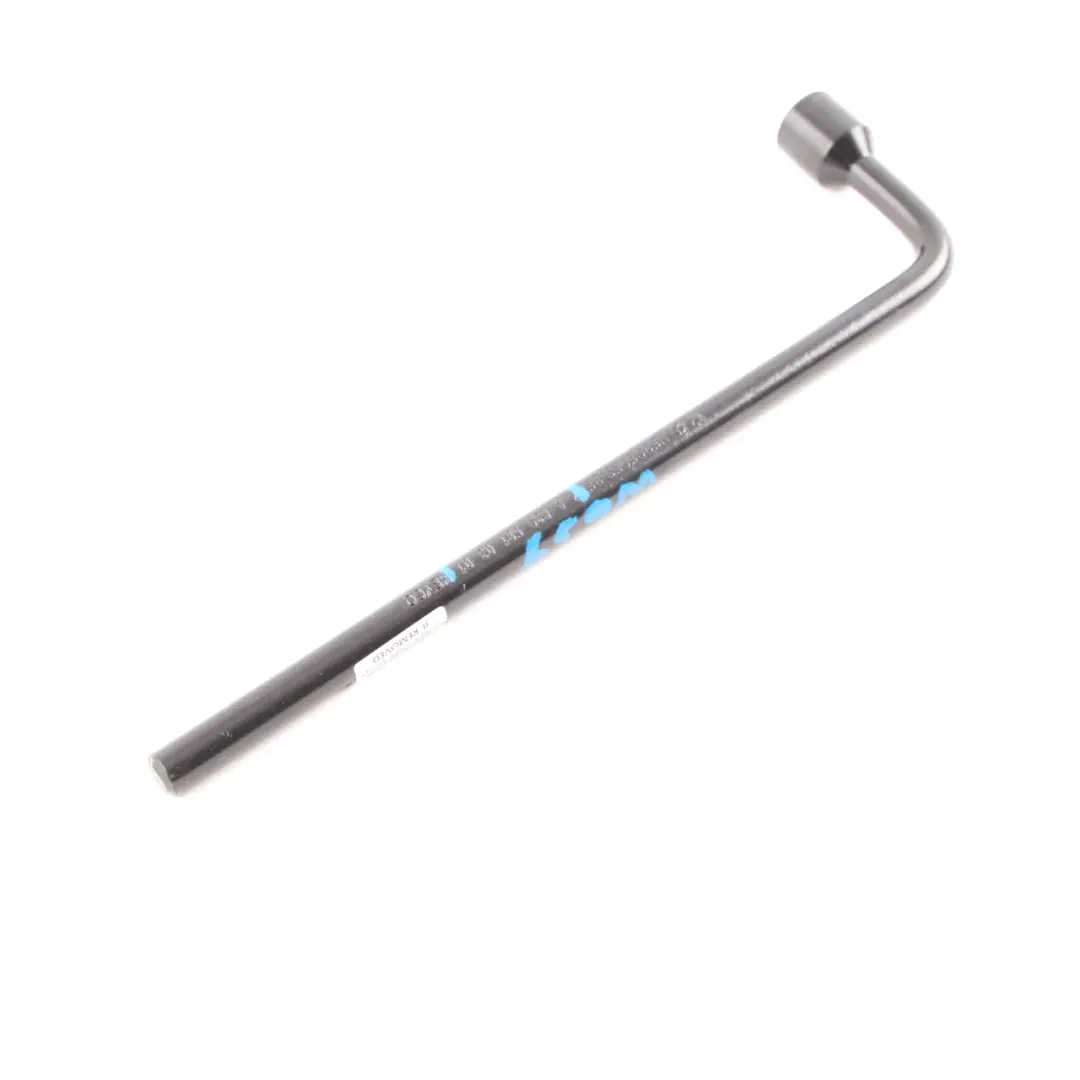 Mercedes Vito W639 Strumento Chiave Per Supporto Ruota A6395810001 - SKU A6395810301 - Numero di parte A6395810301