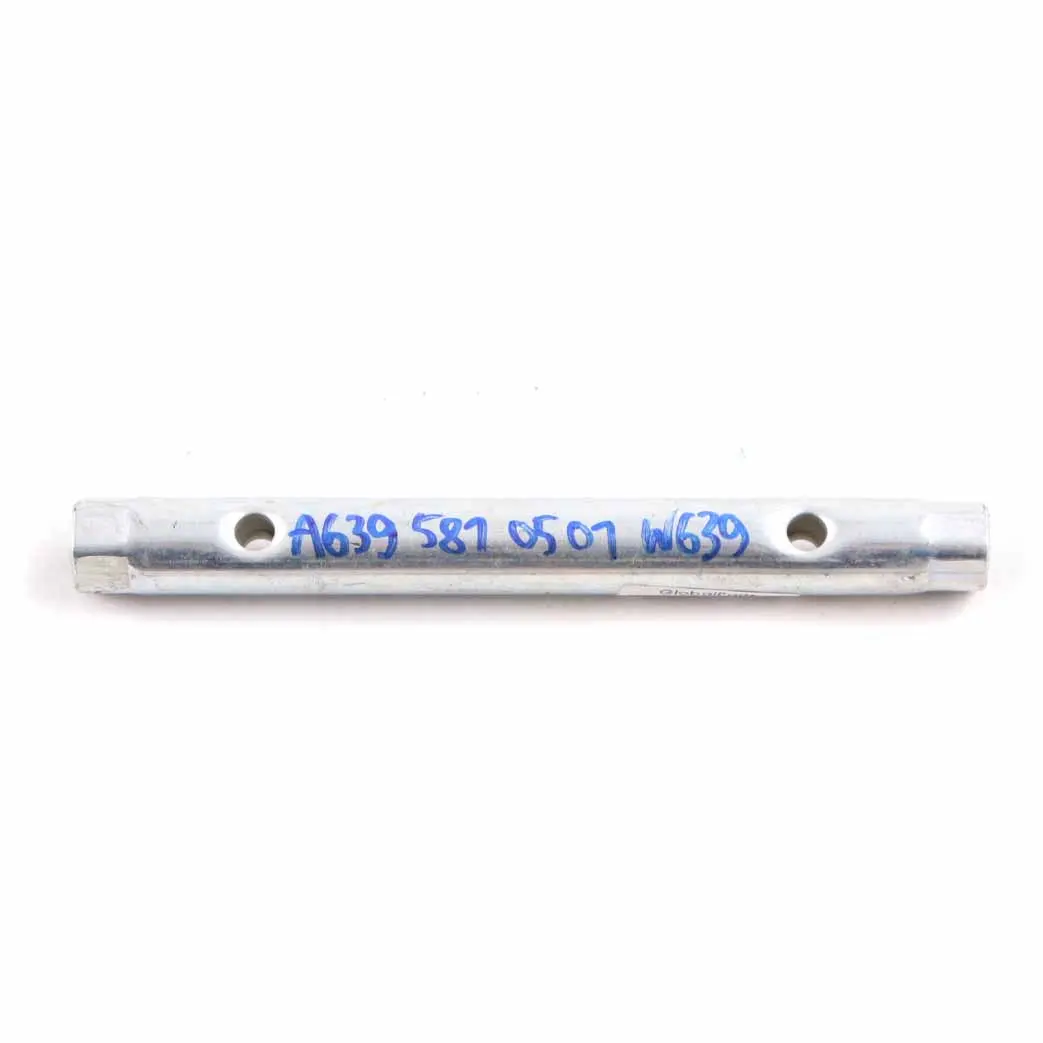 Mercedes Vito Viano W639 Socket Wrench Tool Kit - SKU A6395810501 - Part number A6395810501