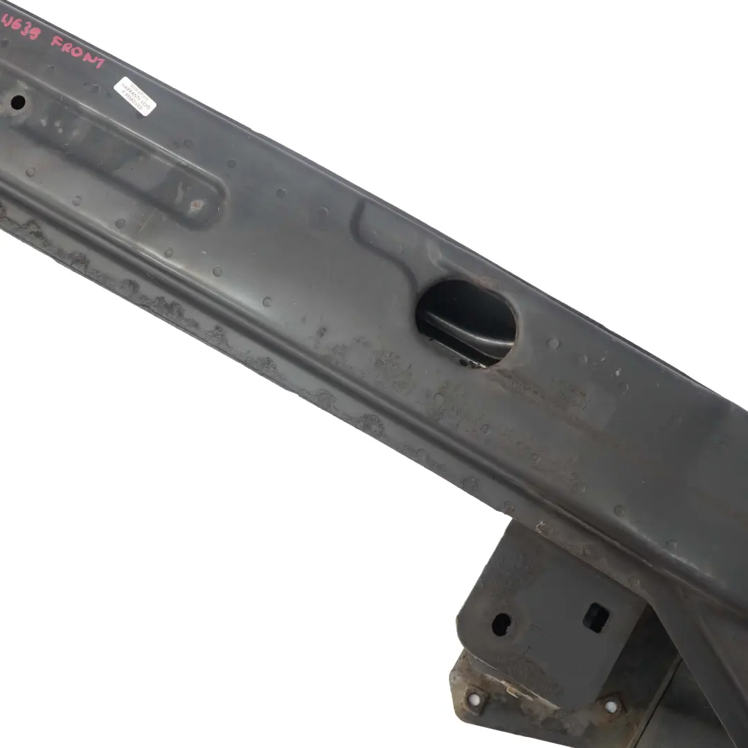 Barra portante Supporto della traversa anteriore per Mercedes W639 con numero di parte A6396201434 Mercedes W639 Barra portante Supporto della traversa anteriore - SKU A6396201434-1 - Numero di parte A6396201434