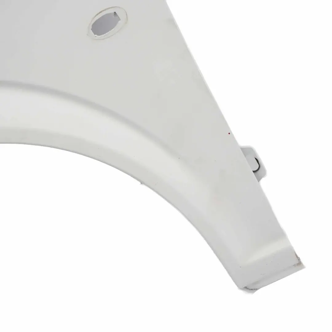 Panel Delantero Izquierdo Guardabarros Alpinweiss - 9147 para Mercedes Vito W639 con número de pieza A6396305107 Mercedes Vito W639 Panel Delantero Izquierdo Guardabarros Alpinweiss - 9147 - SKU A6396305107-ARW5 - Número de pieza A6396305107