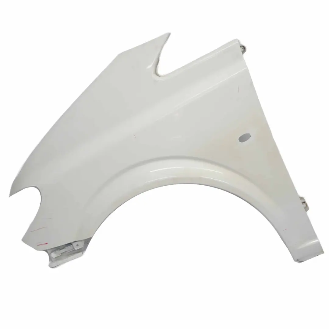 Panel Delantero Izquierdo Guardabarros Arctic White - 9147 para Mercedes Vito W639 con número de pieza A6396305107 Mercedes Vito W639 Panel Delantero Izquierdo Guardabarros Arctic White - 9147 - SKU A6396305107-ARW6 - Número de pieza A6396305107