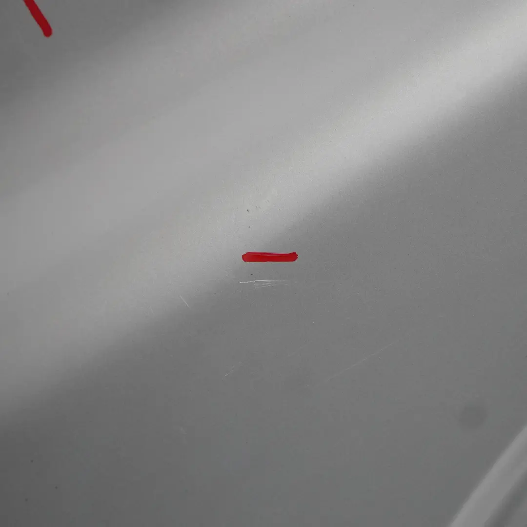 Mercedes W639 Embellecedor Guardabarros Lado Izquierdo Brilliant Silver 9744 - SKU A6396305107-BRS3 - Número de pieza A6396305107