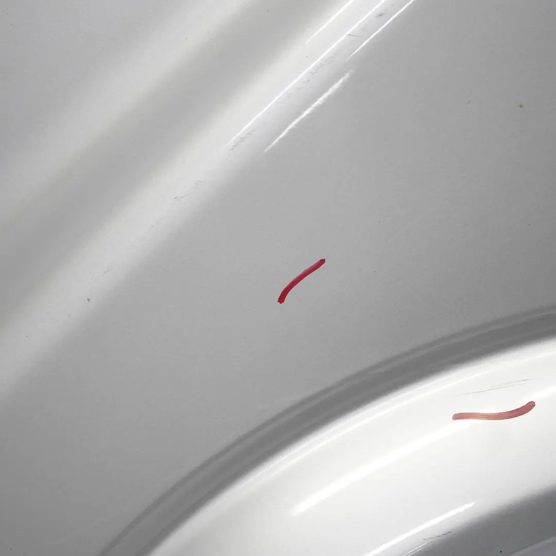 Kotflügelverkleidung vorne links Brilliant Silver 9744 für Mercedes W639 mit Teilenummer A6396305107 Mercedes W639 Kotflügelverkleidung vorne links Brilliant Silver 9744 - SKU A6396305107-BRS4 - Teilenummer A6396305107