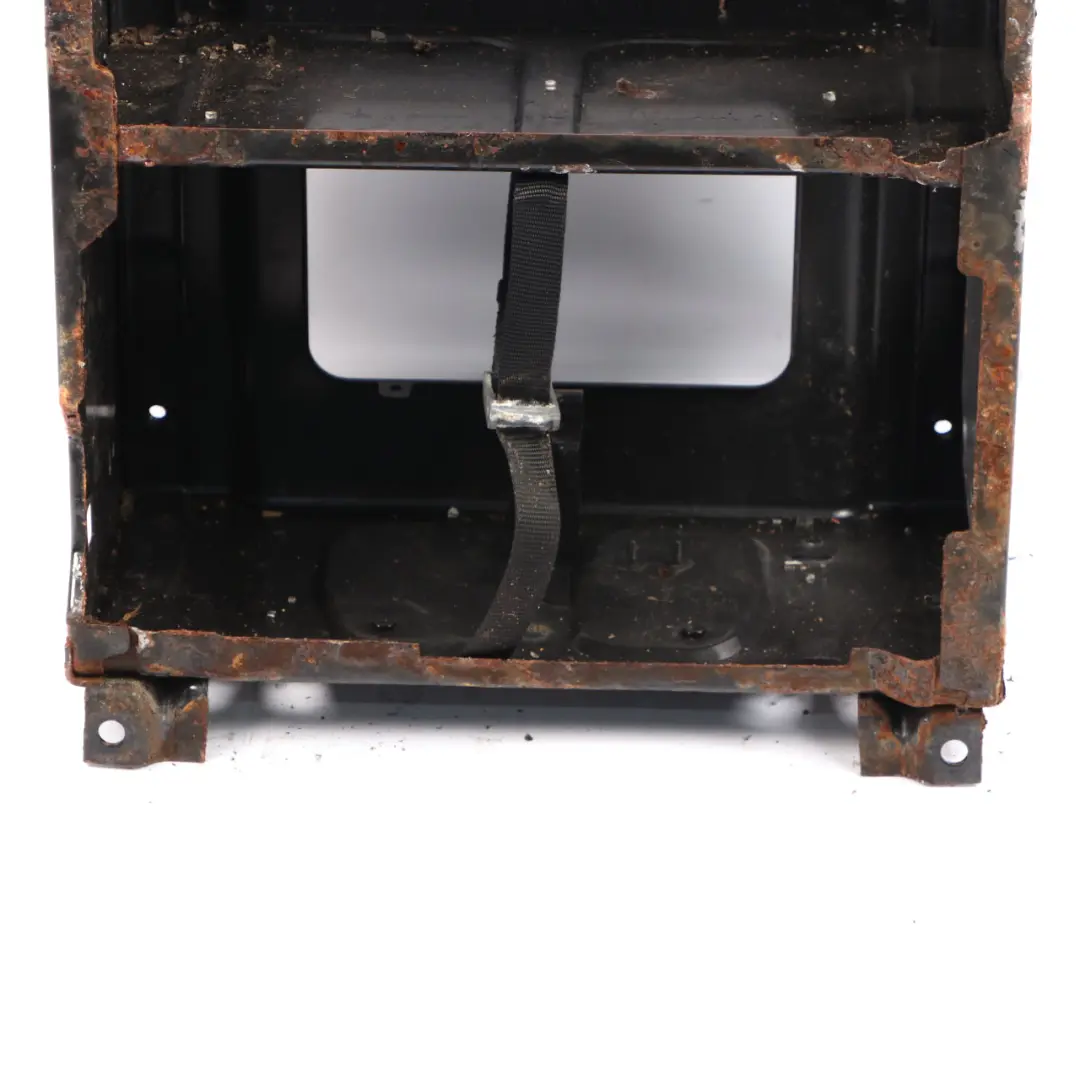 Scatola Sedile Anteriore Destro Staffa Base Montaggio per Mercedes W639 con numero di parte A6396602340 Mercedes W639 Scatola Sedile Anteriore Destro Staffa Base Montaggio - SKU A6396602340 - Numero di parte A6396602340