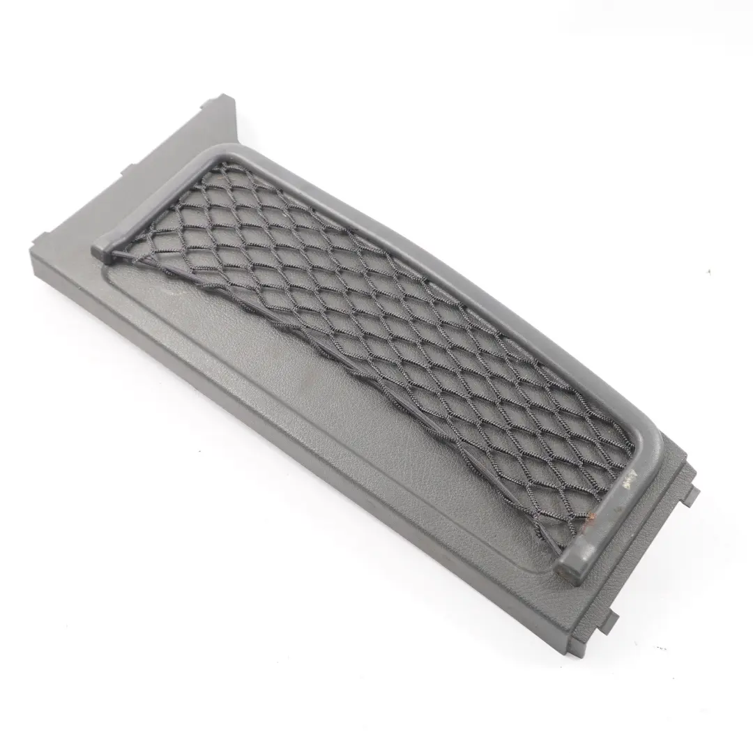 Filet de rangement de siège avant Droit Noir pour Mercedes Vito W639 à propos du numéro de pièce A6396641125 Mercedes Vito W639 Filet de rangement de siège avant Droit Noir - SKU A6396641125 - Numéro de pièce A6396641125