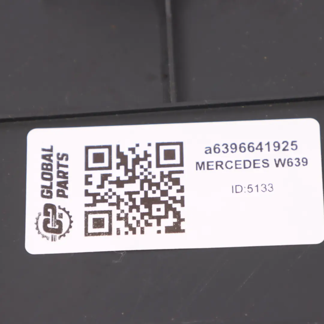 Mercedes Vito W639 Asiento Interior Derecho Funda Panel Cubierta - SKU A6396641925 - Número de pieza A6396641925