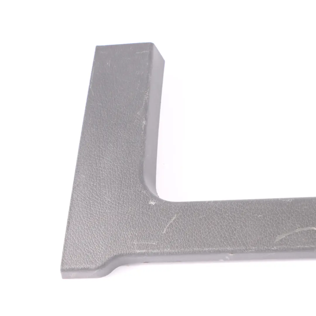 Osłona Konsoli Fotela do Mercedes Vito W639 o numerze a6396642525 Mercedes Vito W639 Osłona Konsoli Fotela - SKU a6396642525 - Numer Części a6396642525