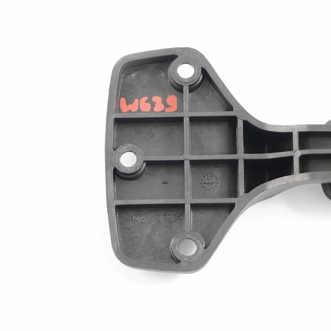 Maniglia Finestrino Avvolgitore Manovella Aprire per Mercedes Vito W639 con numero di parte A6396700004 Mercedes Vito W639 Maniglia Finestrino Avvolgitore Manovella Aprire - SKU A6396700004 - Numero di parte A6396700004