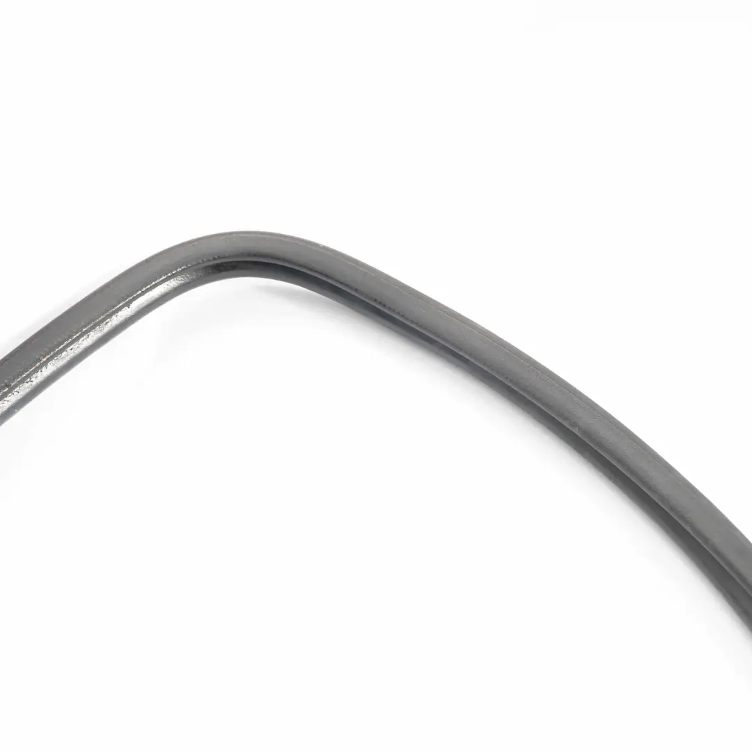 Mercedes Vito W639 Sealing Gasket Rear Right O/S Quarter Window Glass Seal - SKU A6396712720 - Part number A6396712720