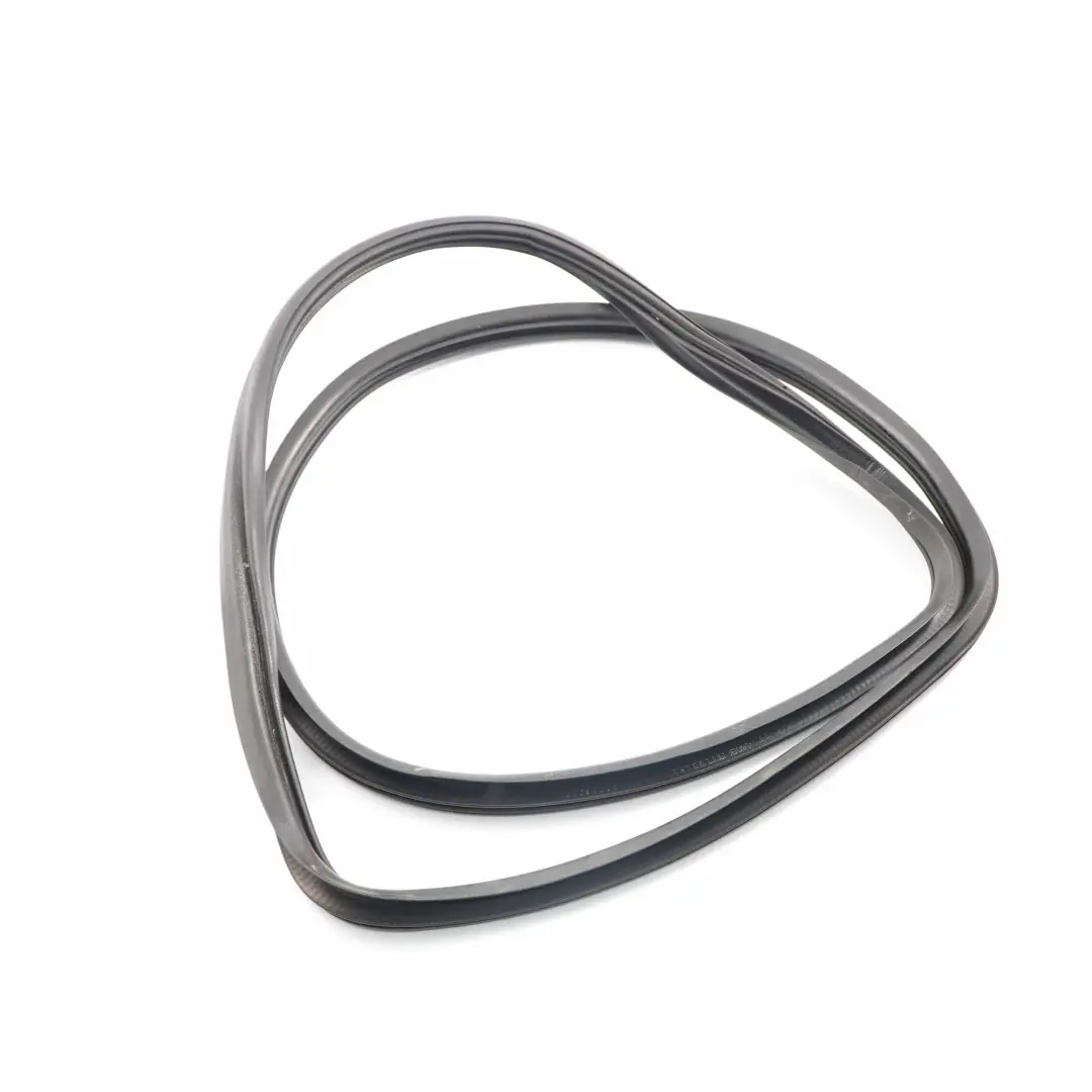 Guarnizione Tenuta Posteriore Destra per Mercedes Vito W639 con numero di parte A6396712720 Mercedes Vito W639 Guarnizione Tenuta Posteriore Destra - SKU A6396712720 - Numero di parte A6396712720