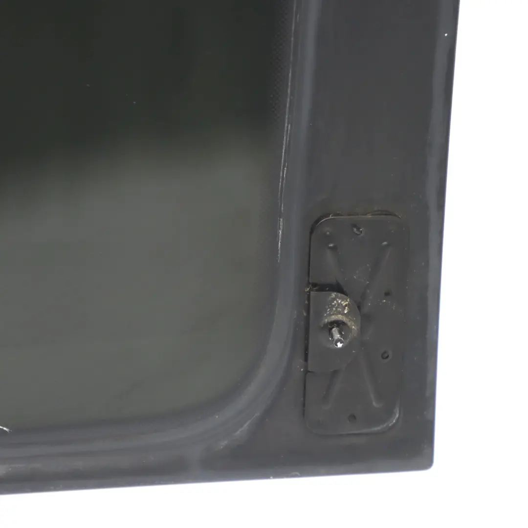 Cristal Ventana Lateral Trasera Izquierda AS3 para Mercedes Vito Viano W639 con número de pieza A6396721613 Mercedes Vito Viano W639 Cristal Ventana Lateral Trasera Izquierda AS3 - SKU A6396721613 - Número de pieza A6396721613