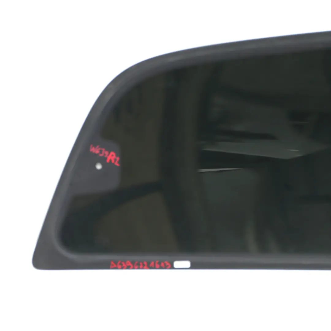 Vetro del lunotto posteriore sinistro AS3 per Mercedes Vito Viano W639 con numero di parte A6396721613 Mercedes Vito Viano W639 Vetro del lunotto posteriore sinistro AS3 - SKU A6396721613 - Numero di parte A6396721613