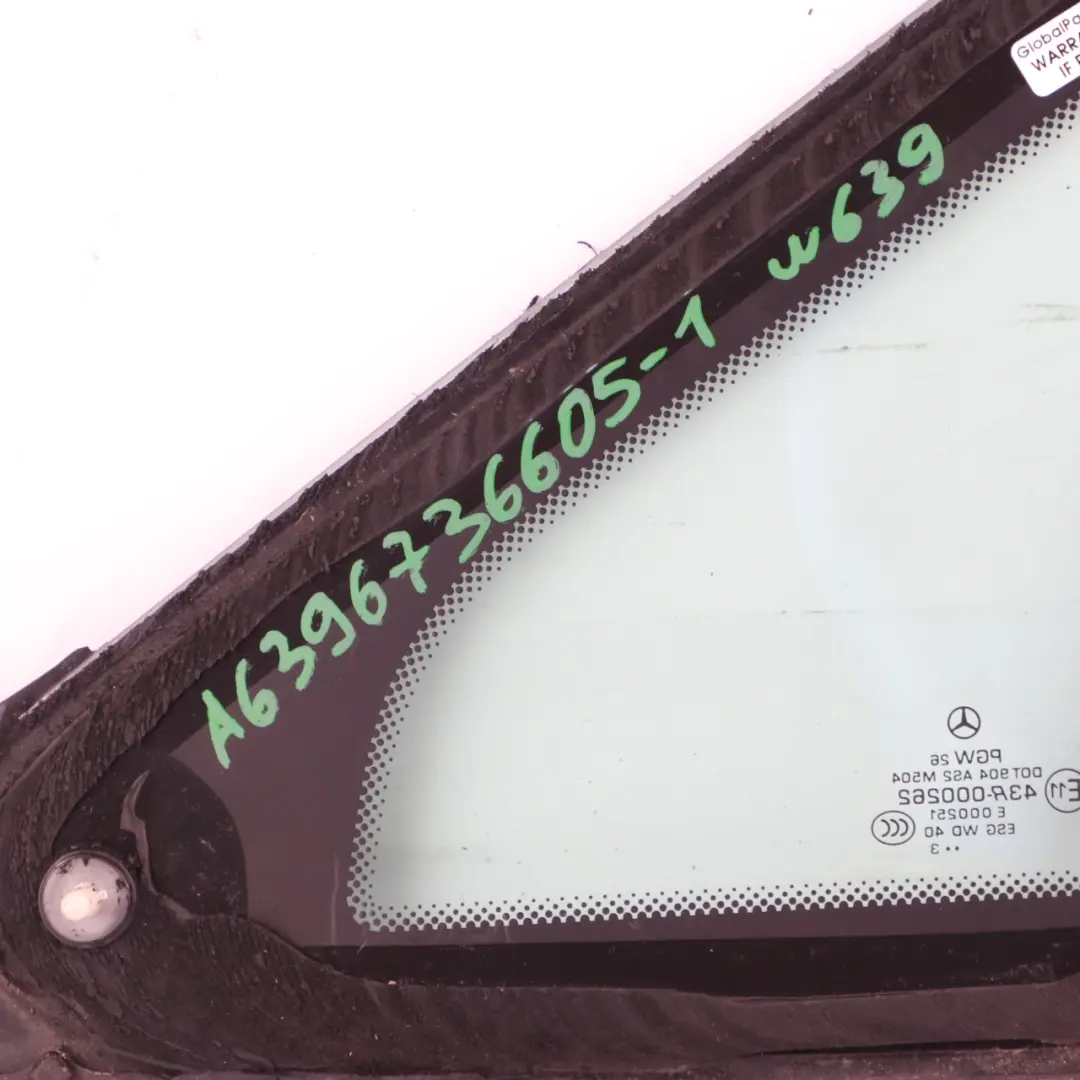 Mercedes W639 Ventana lateral Delantera Derecha Triangulo Acristalamiento AS2 - SKU A6396736605-1 - Número de pieza A6396736605
