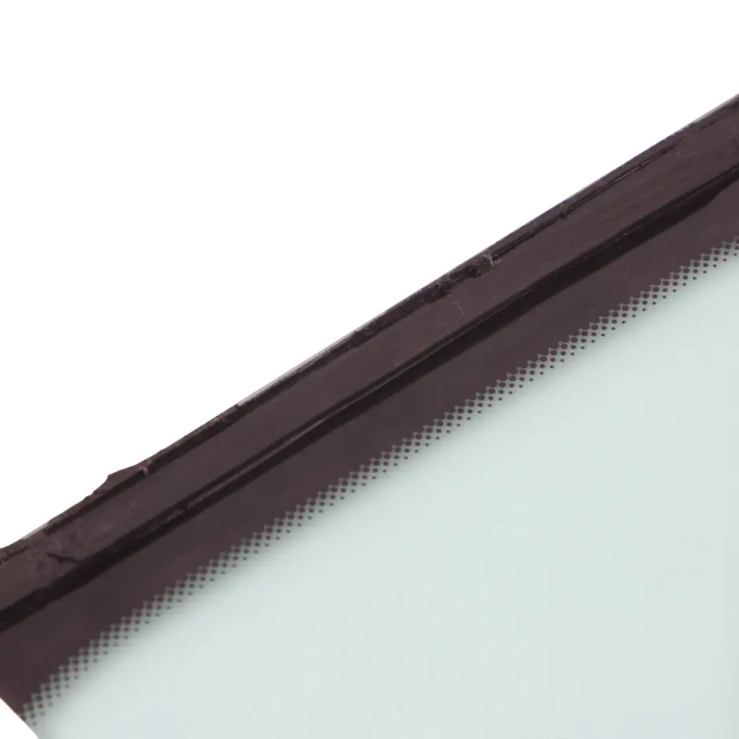 Side Quarter Window Front Right O/S Triangle Glass AS2 to Mercedes Vito W639 with Part number A6396736605 Mercedes Vito W639 Side Quarter Window Front Right O/S Triangle Glass AS2 - SKU A6396736605 - Part number A6396736605