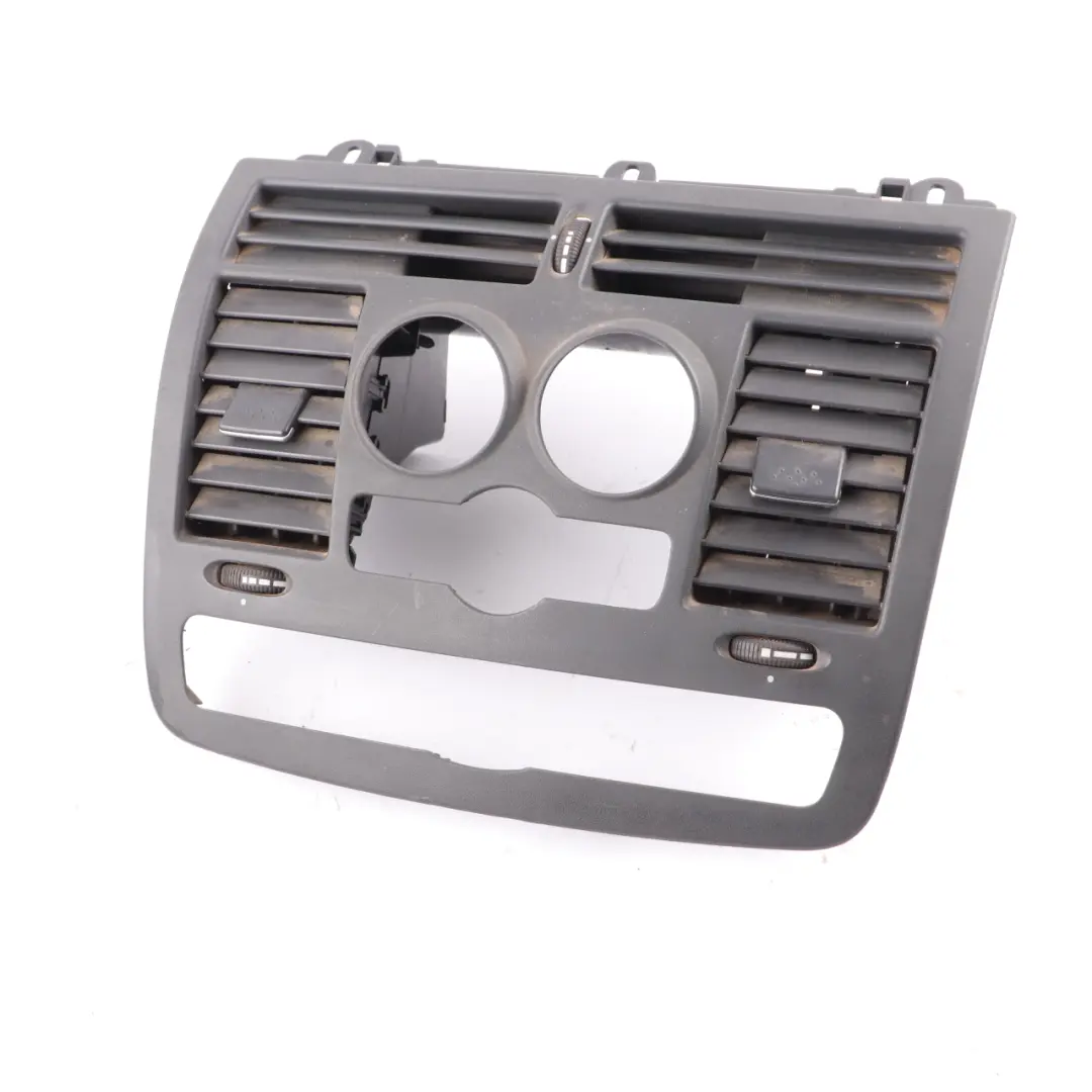 Mercedes Vito W639 Console centrale tableau bord, couvercle cadre aérations - SKU A6396800007 - Numéro de pièce A6396800007