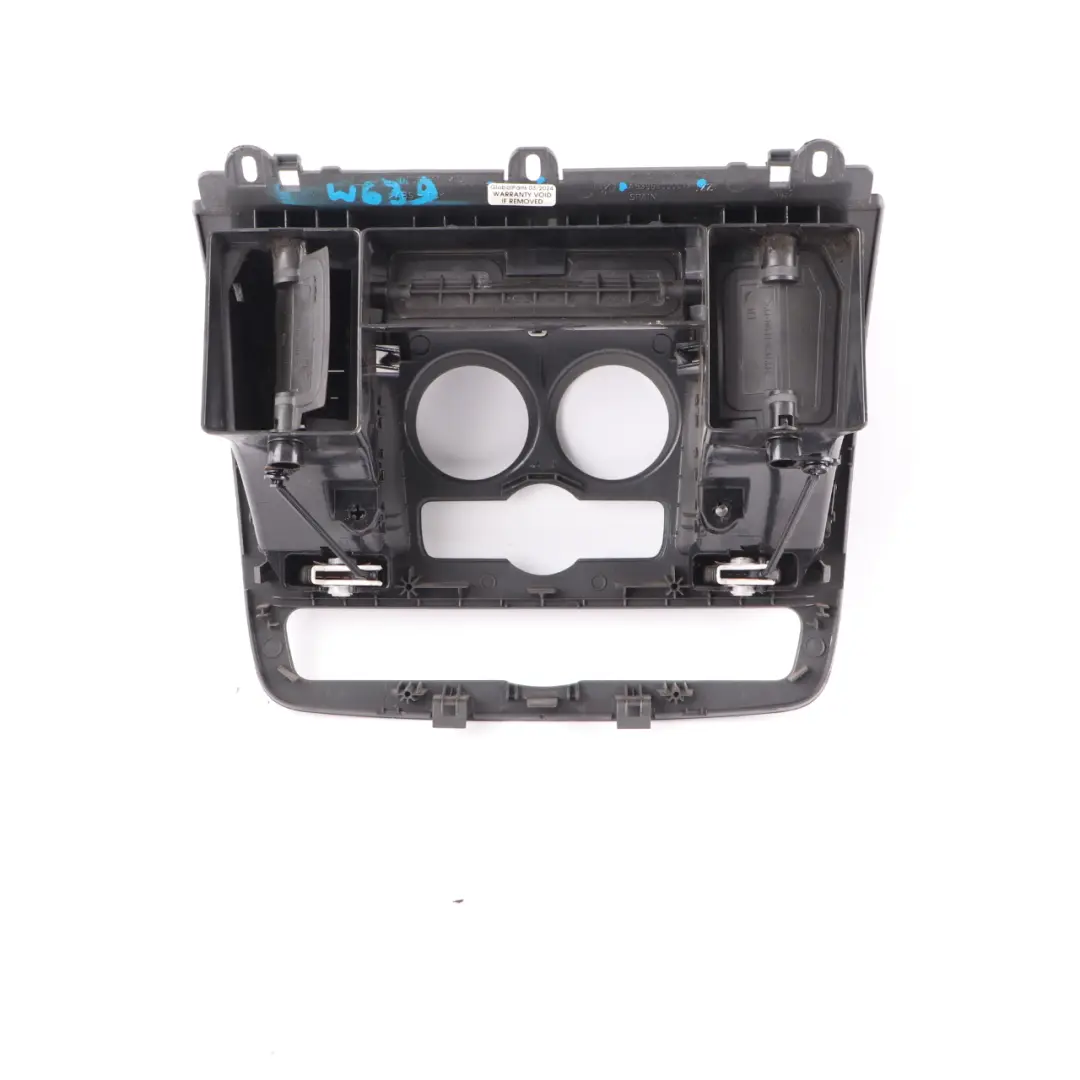 Mercedes Vito W639 Console centrale tableau bord, couvercle cadre aérations - SKU A6396800007 - Numéro de pièce A6396800007