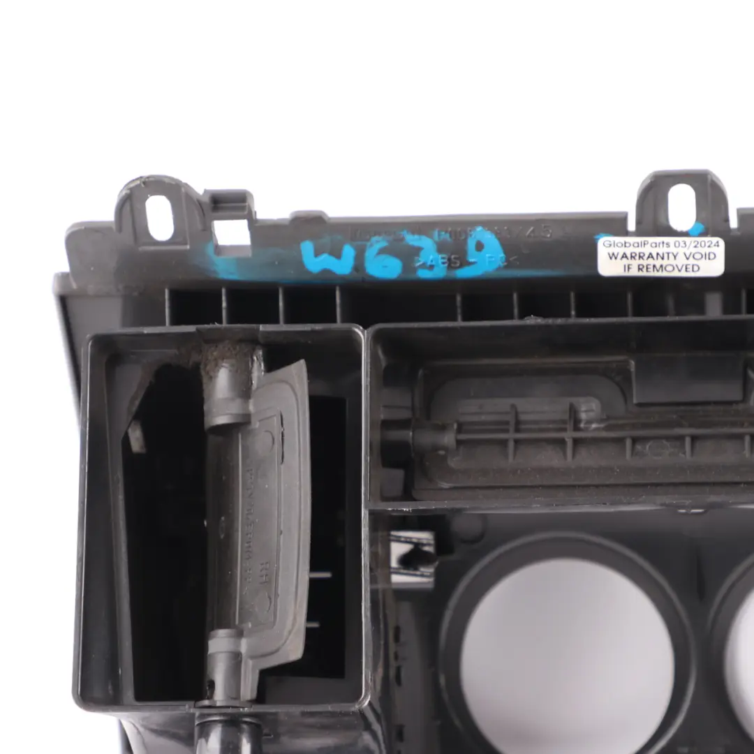 Mercedes Vito W639 Console centrale tableau bord, couvercle cadre aérations - SKU A6396800007 - Numéro de pièce A6396800007