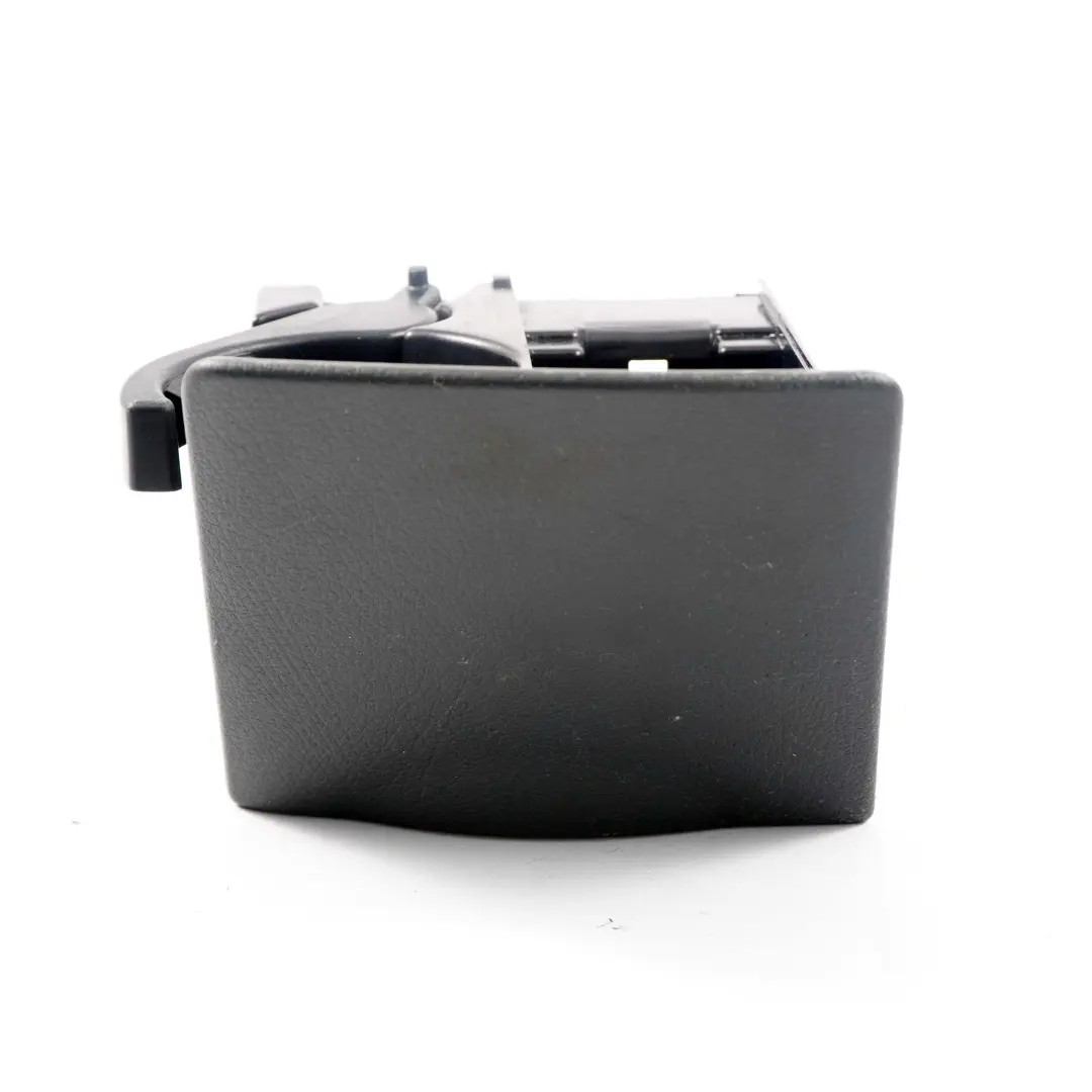 Mercedes W639 Vito Viano Portabicchieri Posacenere Socket Trim Cover - SKU A6396800358 - Numero di parte A6396800358