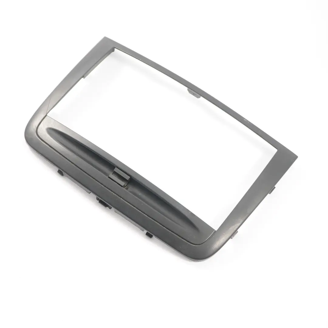 Embellecedor Salpicadero Marco Tapa Radio para Mercedes Vito Viano W639 con número de pieza A6396800407 Mercedes Vito Viano W639 Embellecedor Salpicadero Marco Tapa Radio - SKU A6396800407 - Número de pieza A6396800407