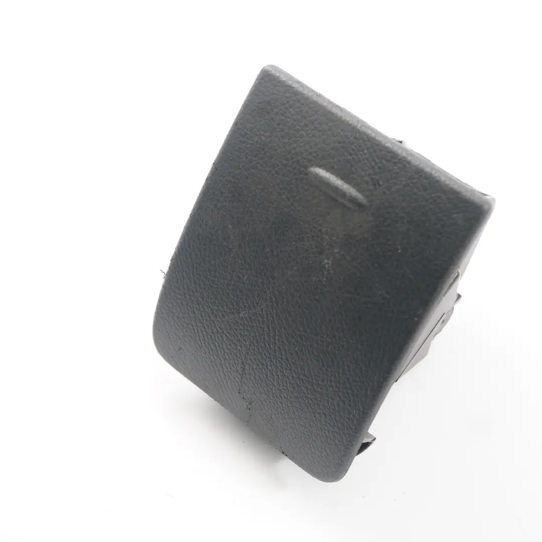 Mercedes Vito W639 Salpicadero Portavasos Tapa embellecedora Negro - SKU A6396800458-1 - Número de pieza A6396800458