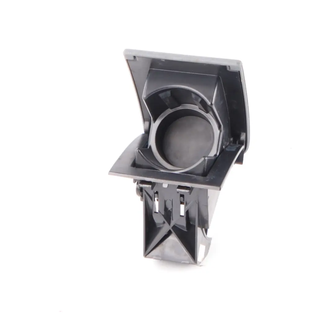 Becherhalter Aschenbecher Steckdosenabdeckung A6396800358 für Mercedes W639 Viano mit Teilenummer A6396800458 Mercedes W639 Viano Becherhalter Aschenbecher Steckdosenabdeckung A6396800358 - SKU A6396800458 - Teilenummer A6396800458