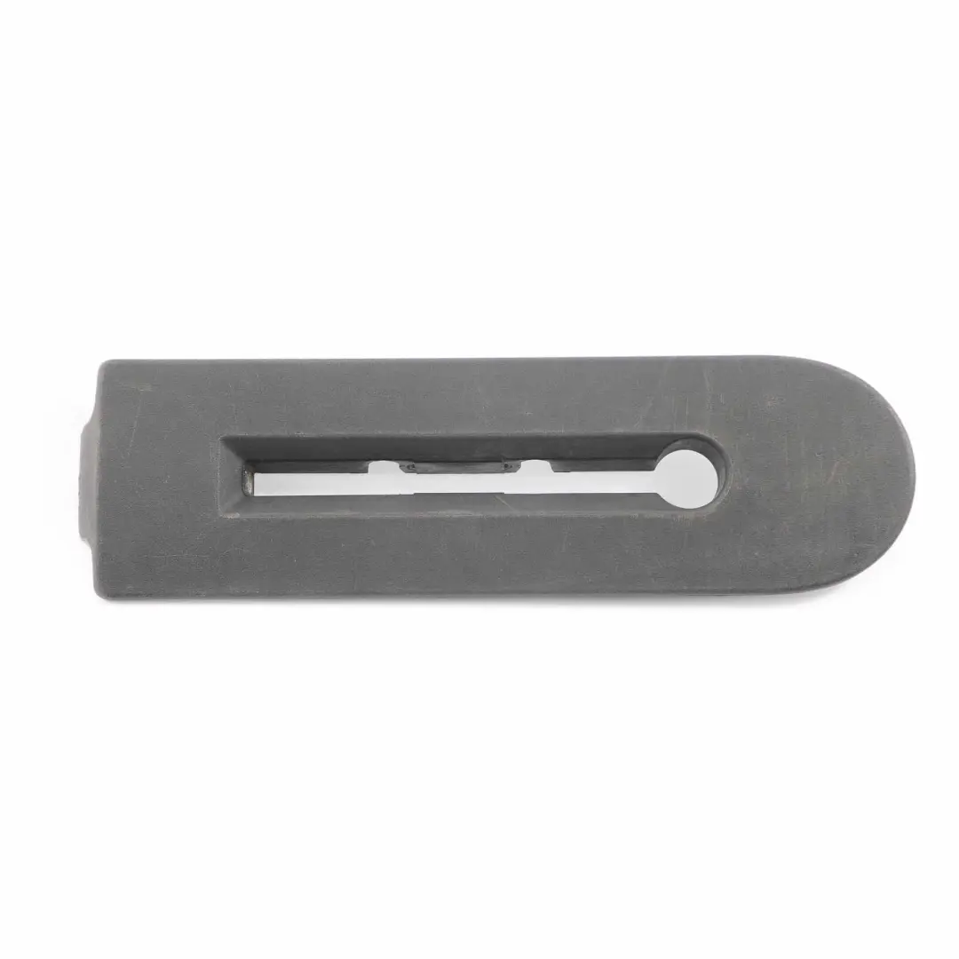 Mercedes Vito W639 Asiento Rail Clip Montaje Recubrimiento Delantero - SKU A6396840195 - Número de pieza A6396840195