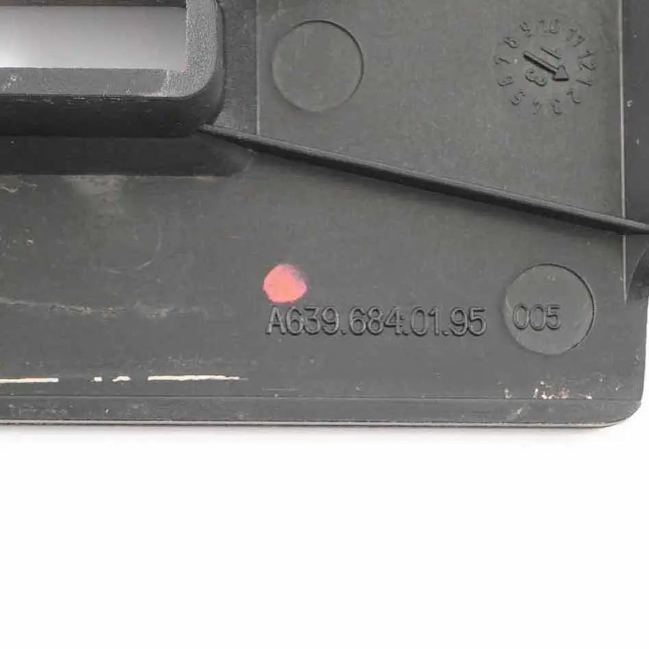 Mercedes Vito W639 Sitzbefestigung Abdeckung Verkleidung Vorne - SKU A6396840195 - Teilenummer A6396840195