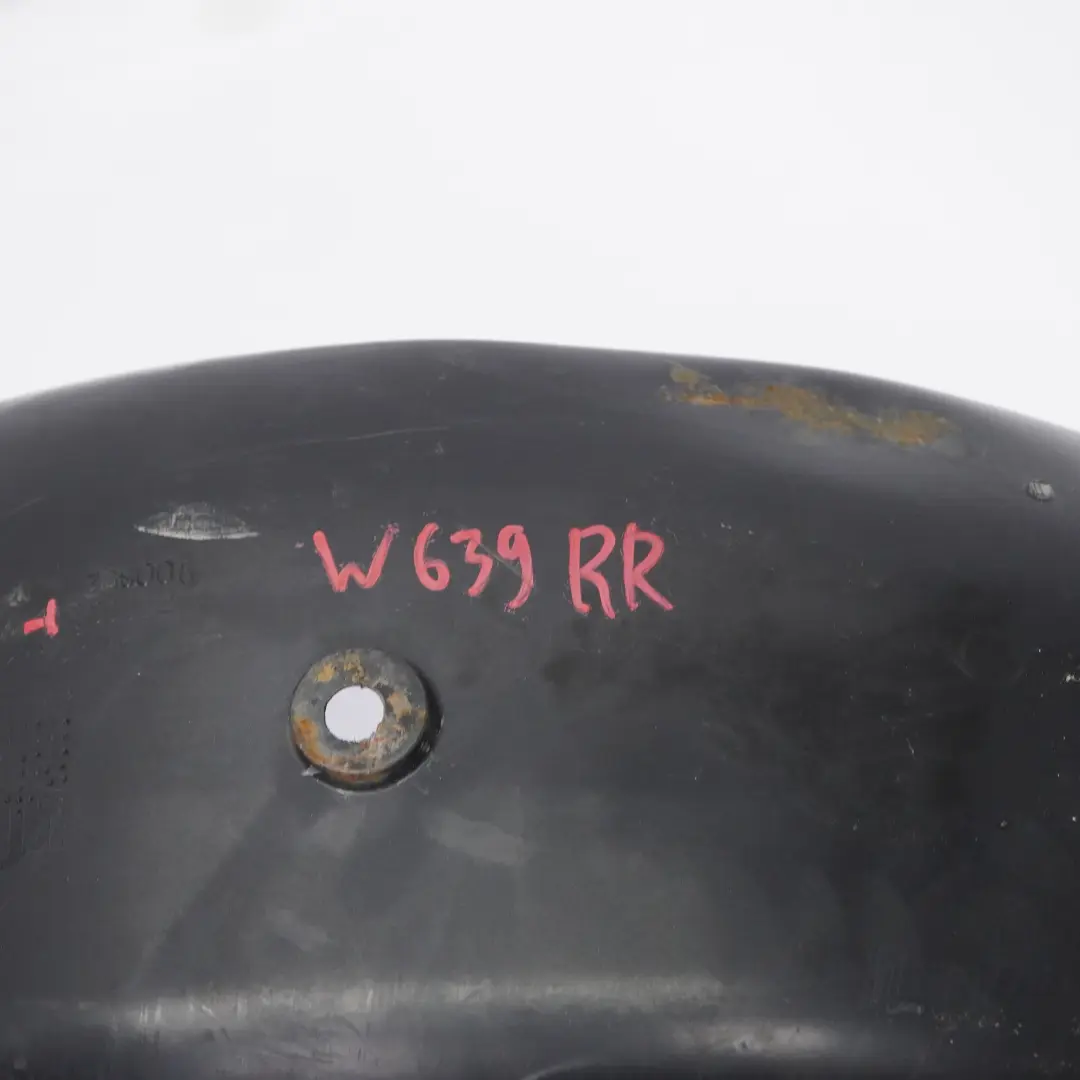 Mercedes Vito W639 Tapa embellecedora de paso rueda trasero derecho - SKU A6396840677-1 - Número de pieza A6396840677