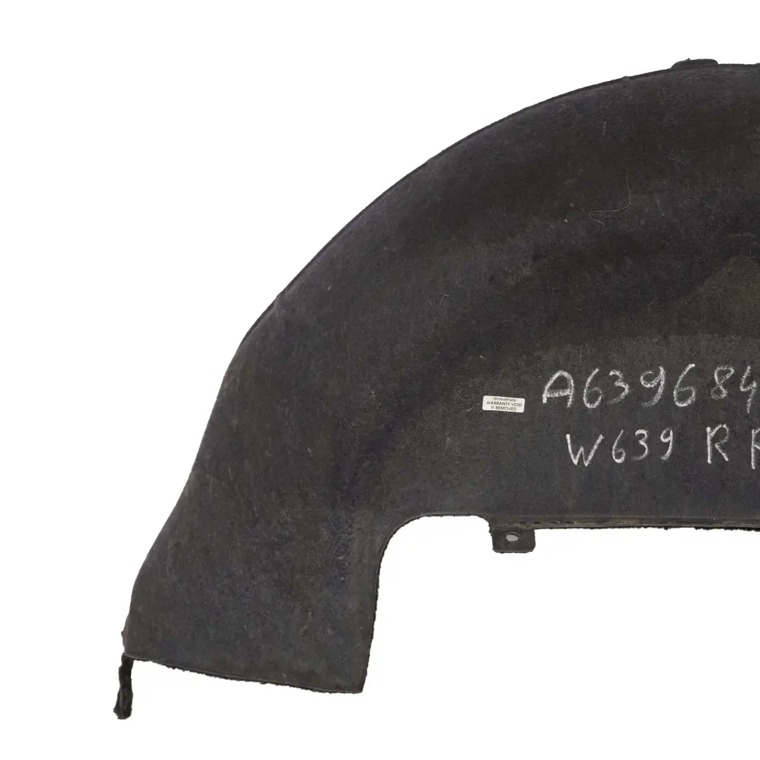 Mercedes Vito W639 Enjoliveur de passage de roue arriere droit - SKU A6396843177 - Numéro de pièce A6396843177