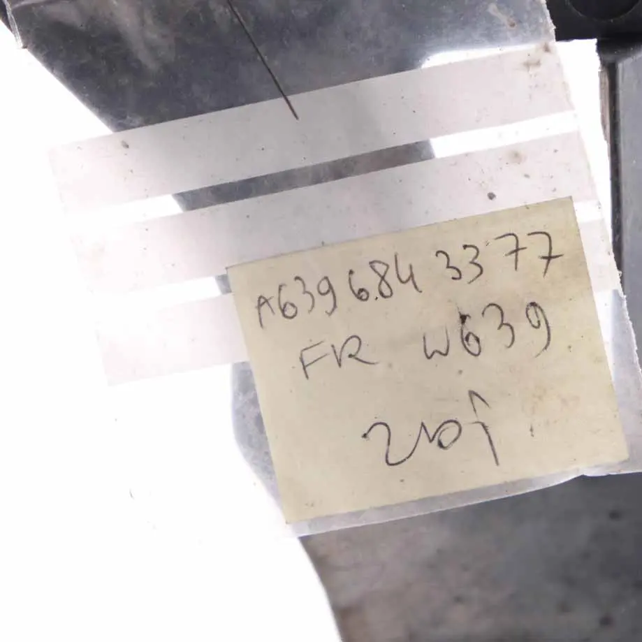 Passage roue Mercedes Vito W639 Avant droite pour à propos du numéro de pièce A6396843377 Passage roue Mercedes Vito W639 Avant droite - SKU A6396843377 - Numéro de pièce A6396843377