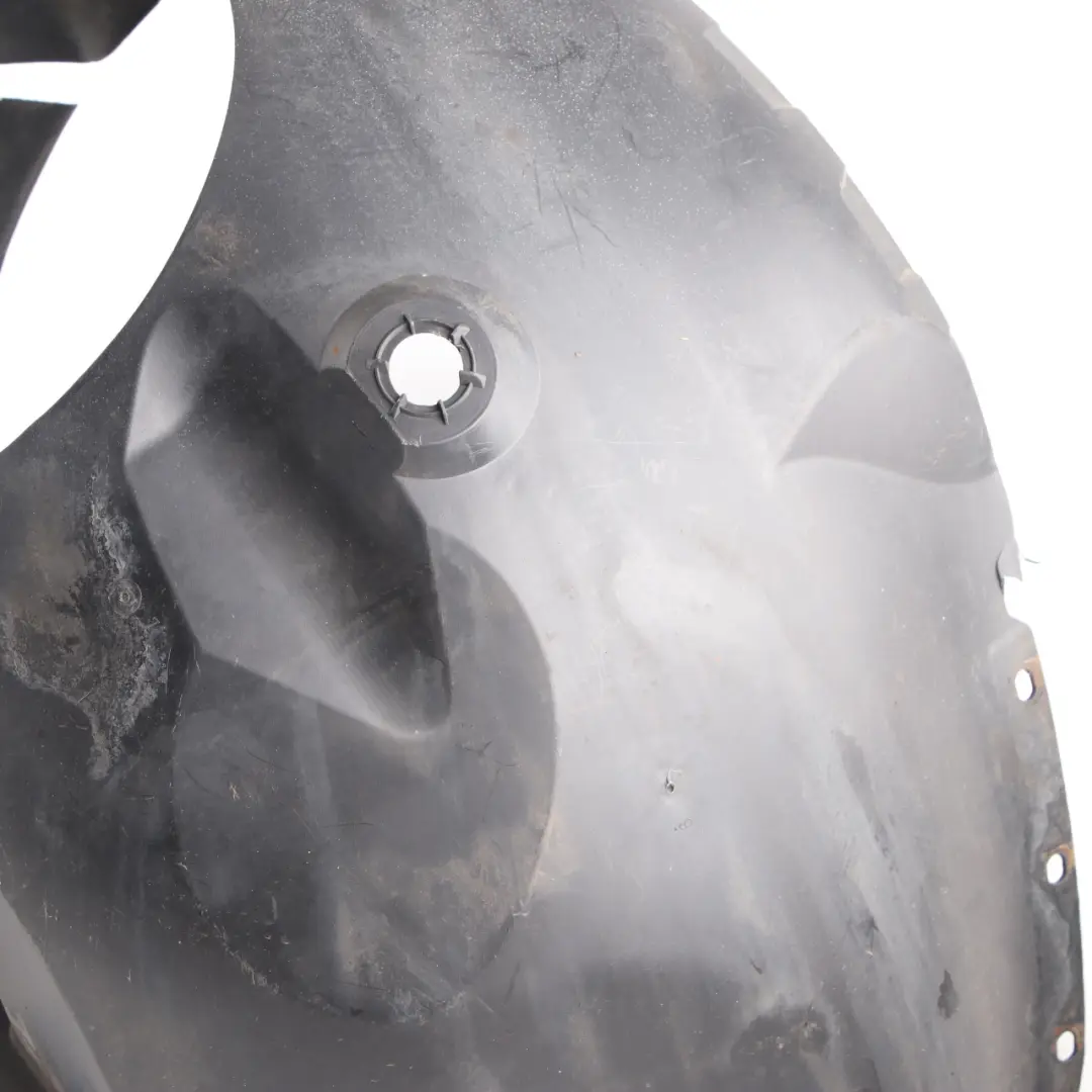 Passaruota Mercedes Vito W639 Anteriore destro rivestimento ruota per con numero di parte A6396843377 Passaruota Mercedes Vito W639 Anteriore destro rivestimento ruota - SKU A6396843377 - Numero di parte A6396843377