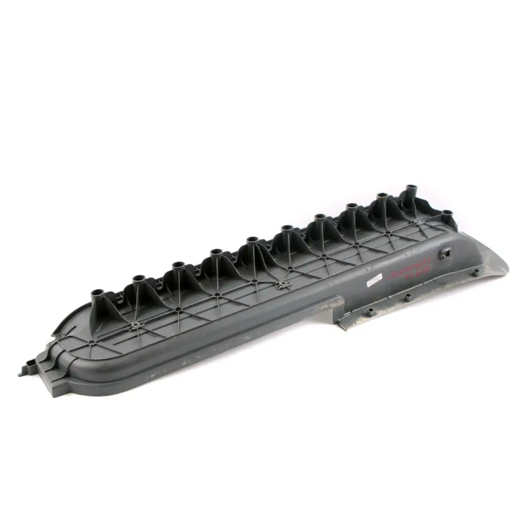 Piastra Gradino Porta Anteriore Destra Ingresso Pannello Copertura per Mercedes W639 con numero di parte A6396860110 Mercedes W639 Piastra Gradino Porta Anteriore Destra Ingresso Pannello Copertura - SKU A6396860110-1 - Numero di parte A6396860110