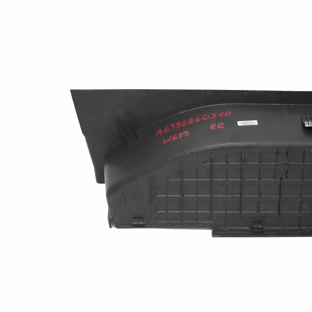 Embellecedor Entrada Izquierda Umbral Corredera para Mercedes Vito W639 con número de pieza A6396860310 Mercedes Vito W639 Embellecedor Entrada Izquierda Umbral Corredera - SKU A6396860310 - Número de pieza A6396860310