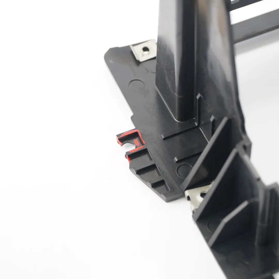 Mercedes Vito W639 Support de Radio Support Montage L'unite Tete - SKU A6396891031-1 - Numéro de pièce A6396891031