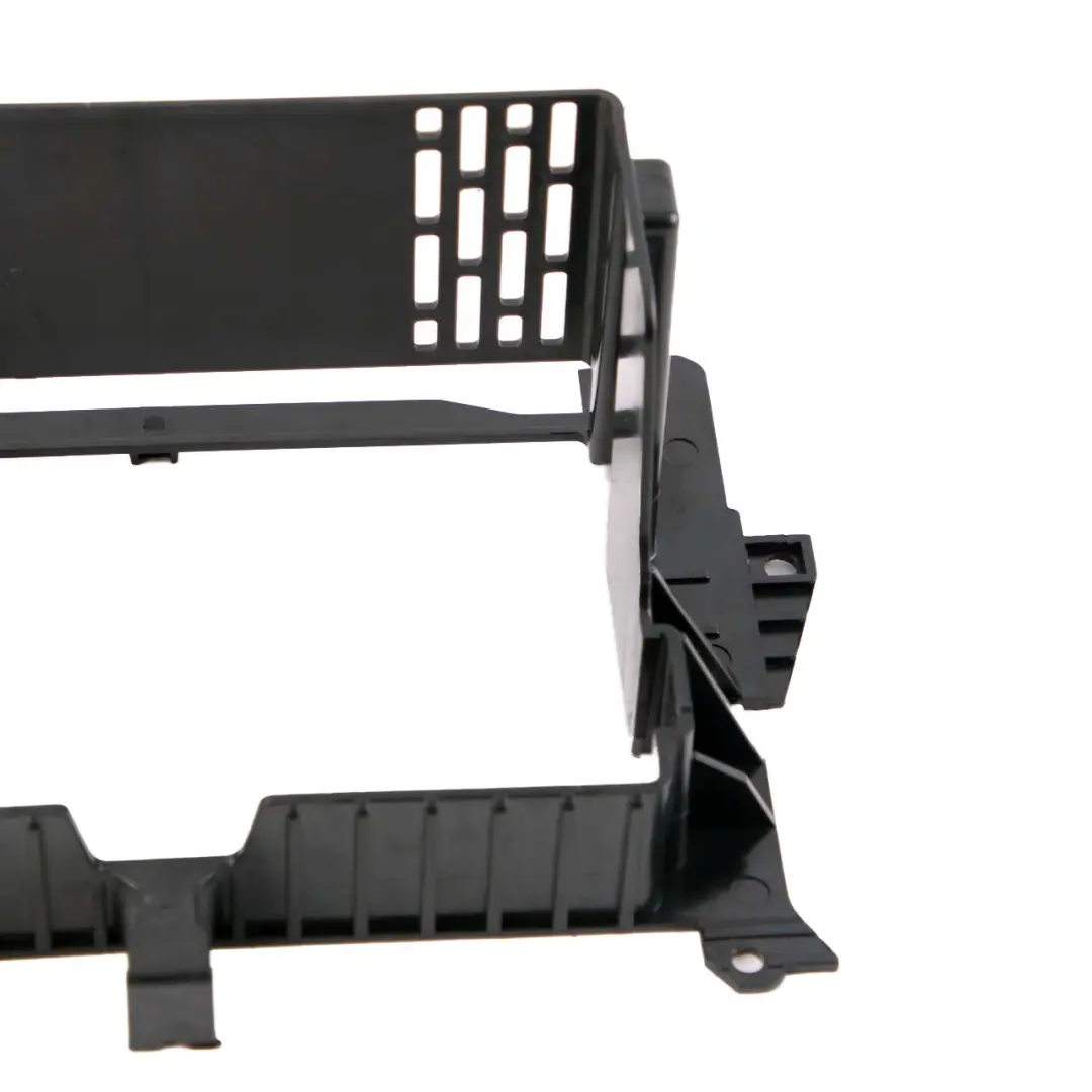 Mercedes Vito W639 Support de Radio Support Montage L'unite Tete - SKU A6396891031 - Numéro de pièce A6396891031