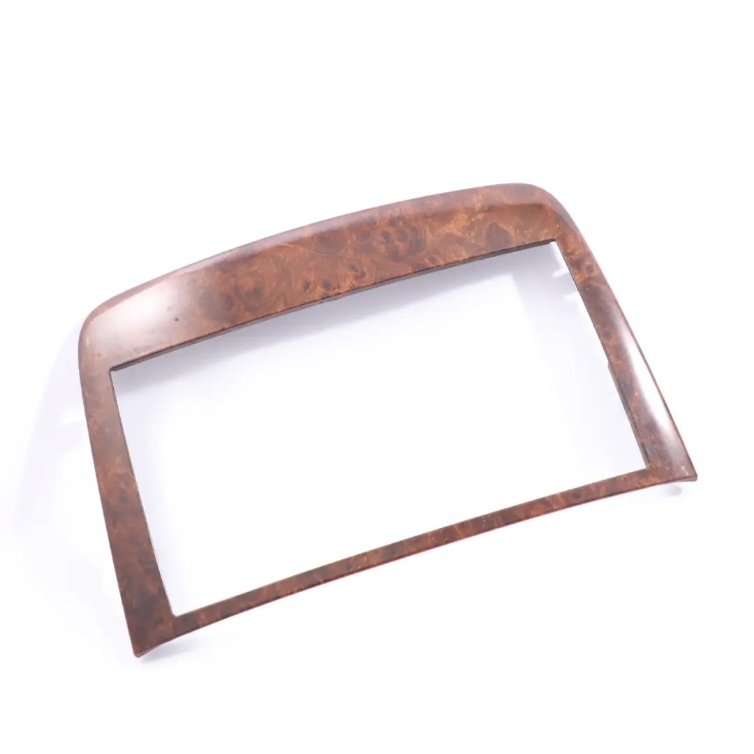 Osłona Konsoli Ramka Radia do Mercedes Vito W639 o numerze A6396891539 Mercedes Vito W639 Osłona Konsoli Ramka Radia - SKU A6396891539-1 - Numer Części A6396891539